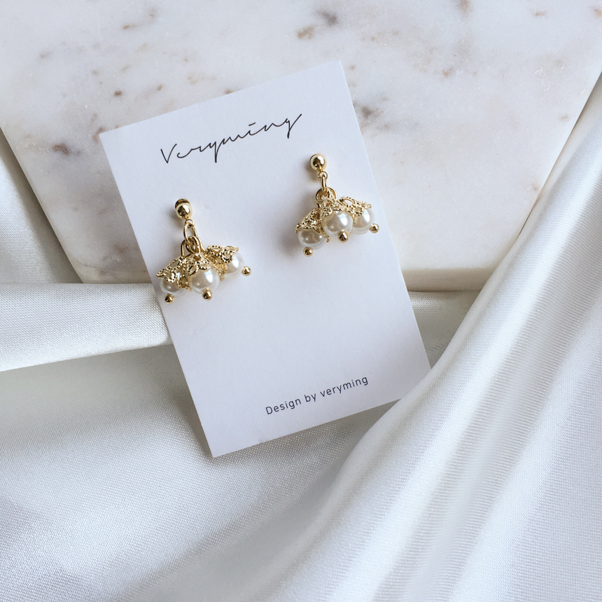 <b><p>1+1 Pearl Drop ring collection set Anque</p></b><b><p>1 + 真珠 ドロップ イヤリング コレクション セット アンティーク オンバル</p></b><br /><br /><p align='center'>