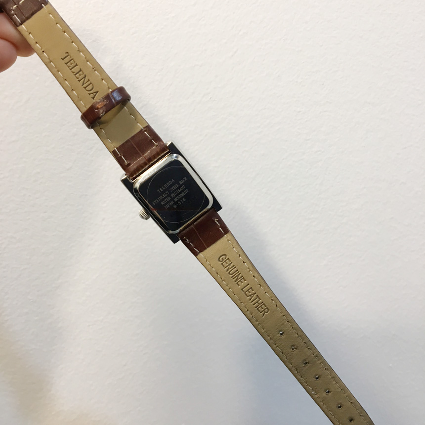 <b><p>square leather clock 2cor Brown bla Cssic</p></b><b><p>スクエア レザー 時計 2色 ブラウン ック クラシ手首 シルバーフレーム 女性</p></b><br /><br /><p align='center'>