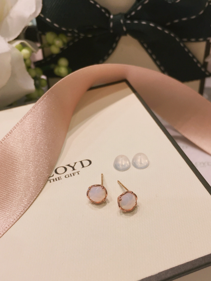 <b><p>Lloyd Rose Cut Birthstone earring LPTH4015</p></b><b><p>ロイド ローズカット 誕生石 イヤリング LPTH4015 20代の女性 車道女</p></b><br /><br /><p align='center'>