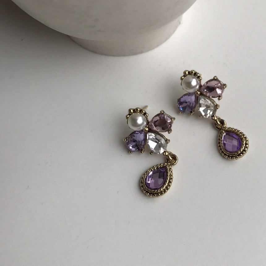 <b><p>Possible eaves Jian Antique Drop Earrings</p></b><b><p>グィチ可能 ジャン アンティーク ドロップイヤリング キュービックジルコニアが フェミニンな感性ムー</p></b><br /><br /><p align='center'>