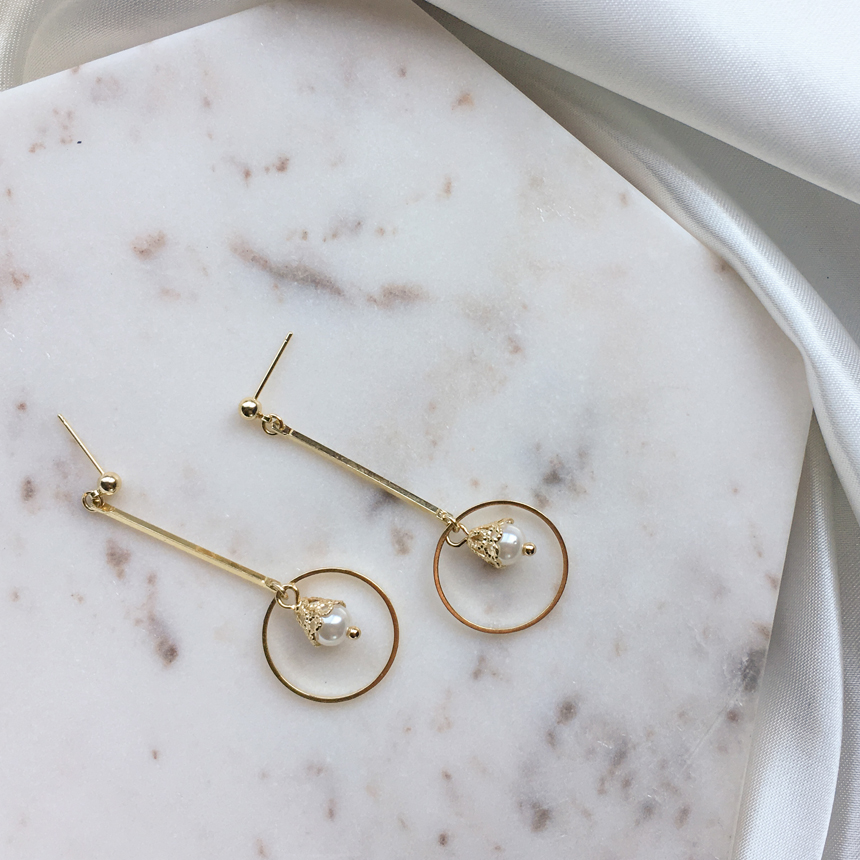 <b><p>1+1 Pearl Drop ring collection set Anque</p></b><b><p>1 + 真珠 ドロップ イヤリング コレクション セット アンティーク オンバル</p></b><br /><br /><p align='center'>