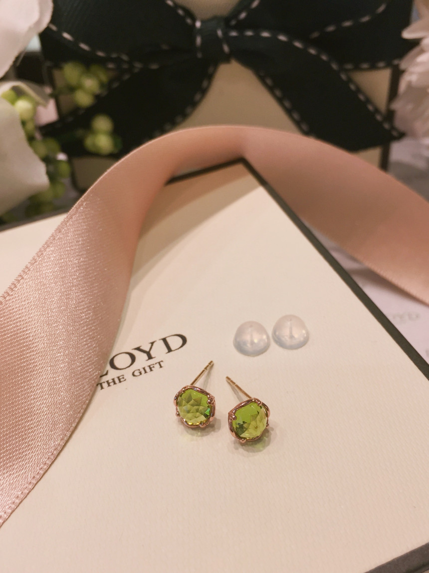 <b><p>Lloyd Rose Cut Birthstone earring LPTH4015</p></b><b><p>ロイド ローズカット 誕生石 イヤリング LPTH4015 20代の女性 車道女</p></b><br /><br /><p align='center'>