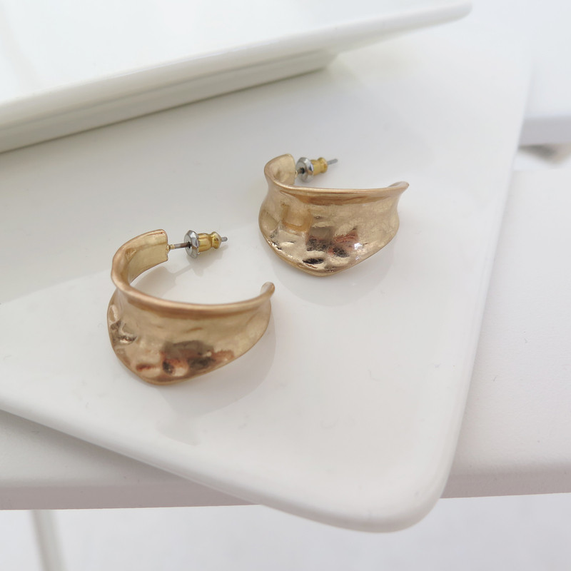 <b><p>vintage Bold Rg earrgs daily</p></b><b><p>ヴィンテージ ボールド リングピアス イヤ デイリー</p></b><br /><br /><p align='center'>