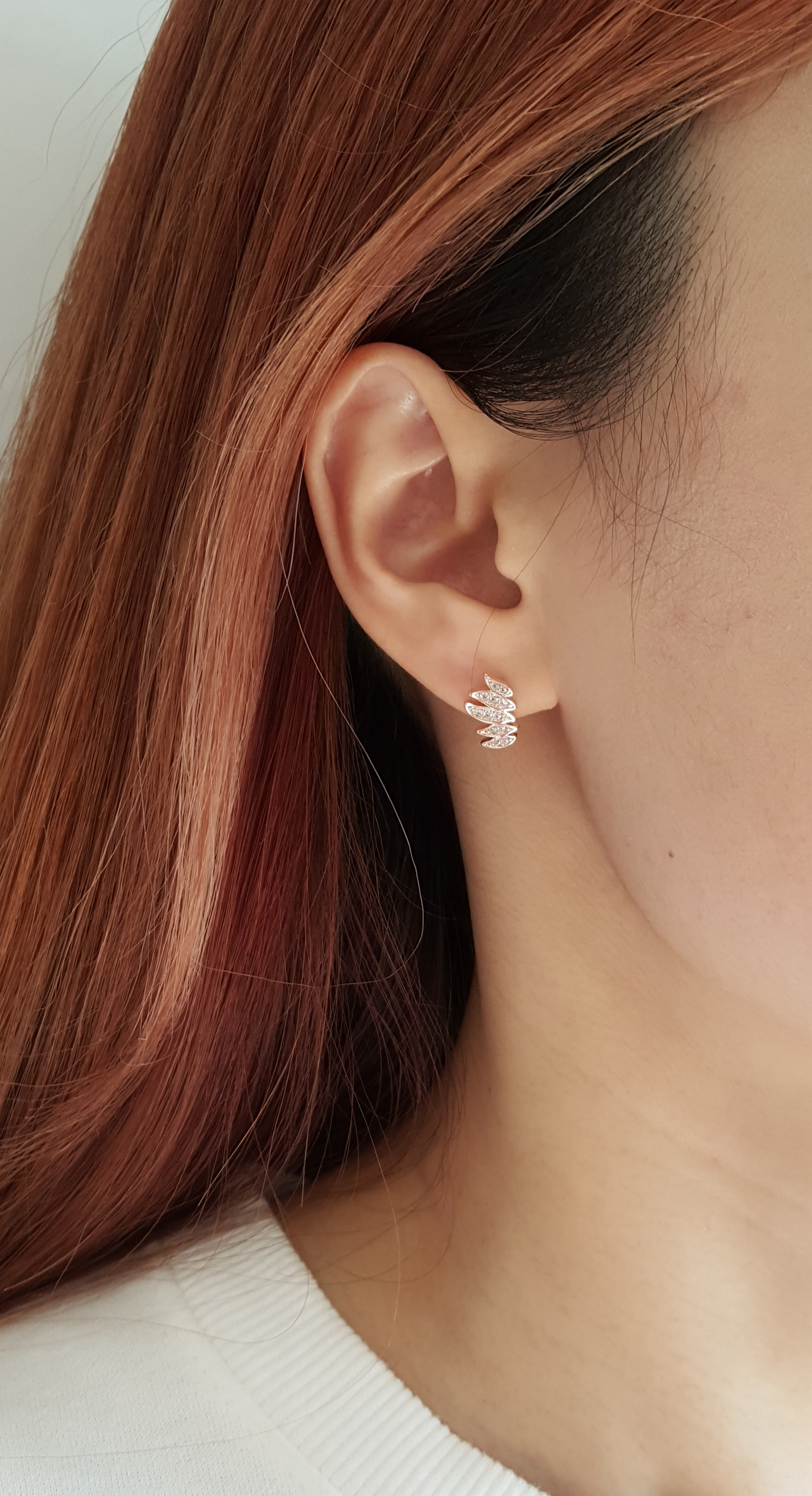 <b><p>wing Look at the lavender. Sisfactory Easy</p></b><b><p>翼 ラベンダー紫 満足のいく 愛ウム 簡単スタイル 清純イヤリング デートルック</p></b><br /><br /><p align='center'>