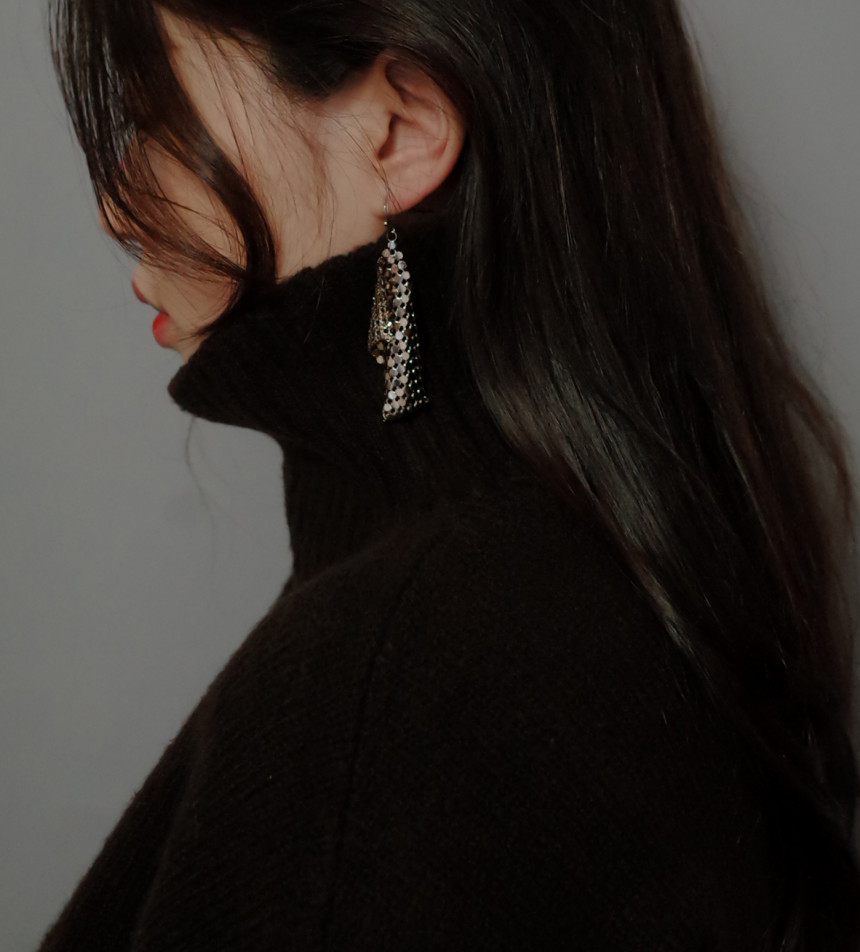 <b><p>NO103 Mesh pickle Three-dimensional earrings</p></b><b><p>NO103 メッシュさらさら 立体的なイヤリング スタイリな シックな ユニーデザイン</p></b><br /><br /><p align='center'>