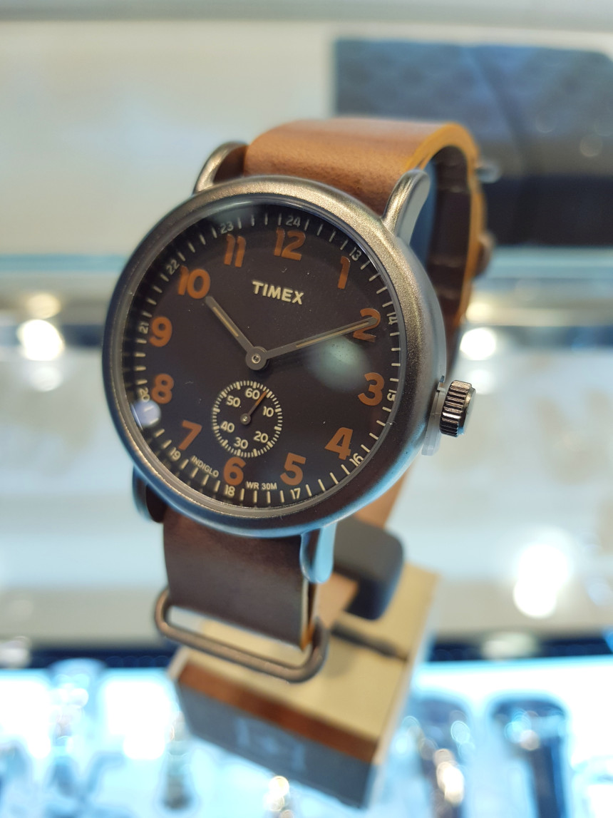 <b><p>Timex Gallery Auck WEEKENDER TW2P86700 Modn</p></b><b><p>タイメックス ギャラリーオクロ WEEKENDER TW2P86700 モダンユニーク</p></b><br /><br /><p align='center'>