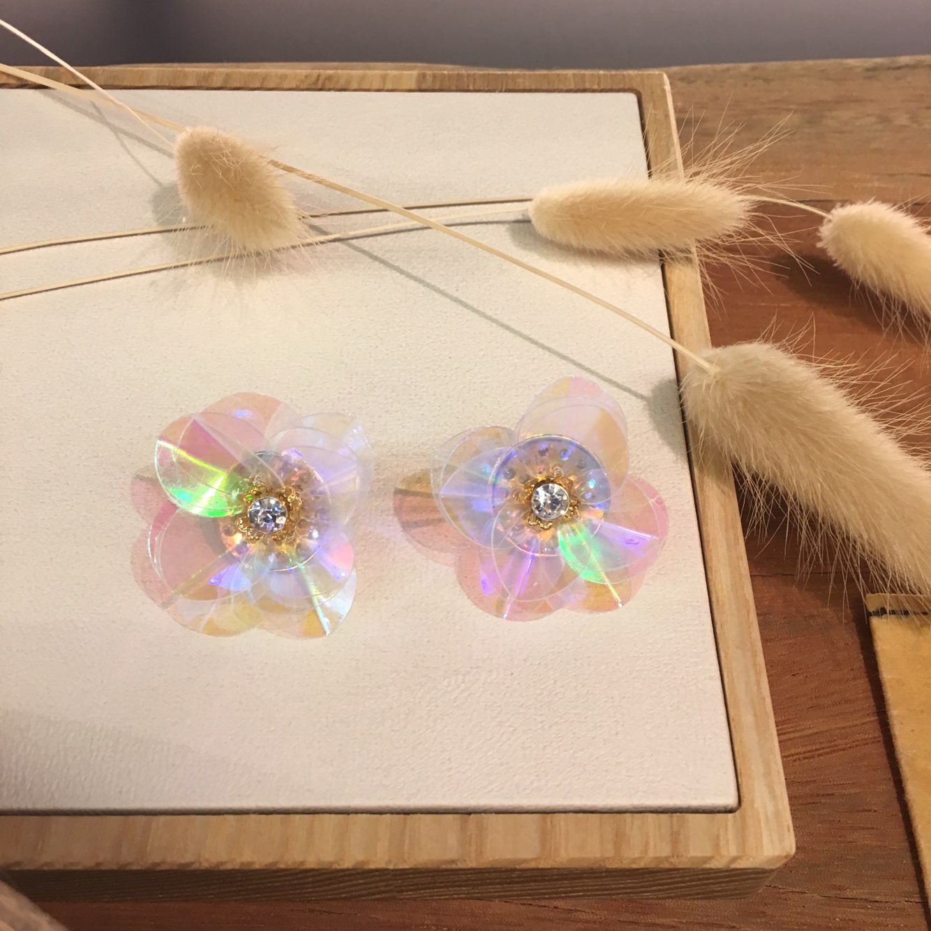 <b><p>JOY COLLECTION Mourning spr Flower Bl earr</p></b><b><p>喜び コレクション 無排 春 花 ブリンブリン イヤグ ドロップ フラワー デイリー</p></b><br /><br /><p align='center'>