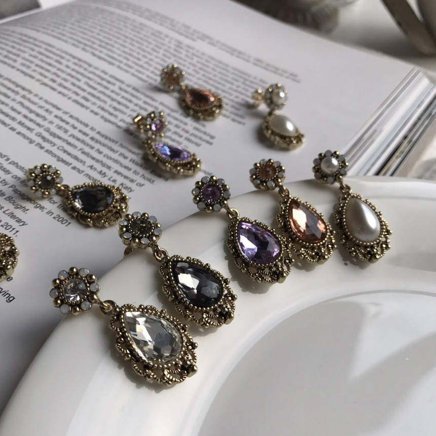 <b><p>Possible eaves Tab Cubic Prl Antique Drop</p></b><b><p>グィチ可能 タブ キュービック真珠 アンティーク ドロップ イヤリング 5色 フェミニンな感性ムード</p></b><br /><br /><p align='center'>