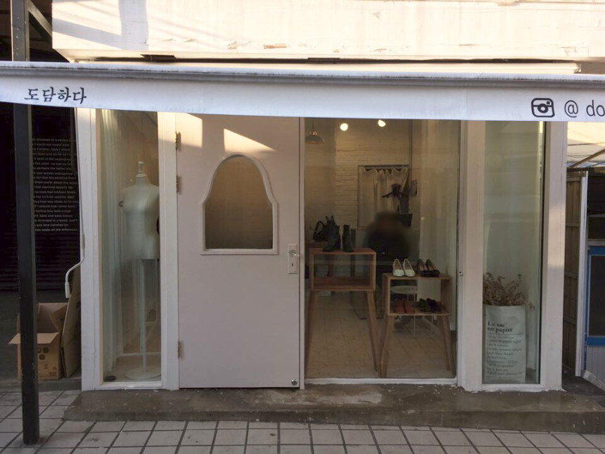 <b><p>Zip Up Daily Bag Modern Look Crdination Advanced</p></b><b><p>ジッパーデイリーバックモダンルックコーディネート高級カジュアルバック結婚式女性のショルダーバッグクロ</p></b><br /><br /><p align='center'>