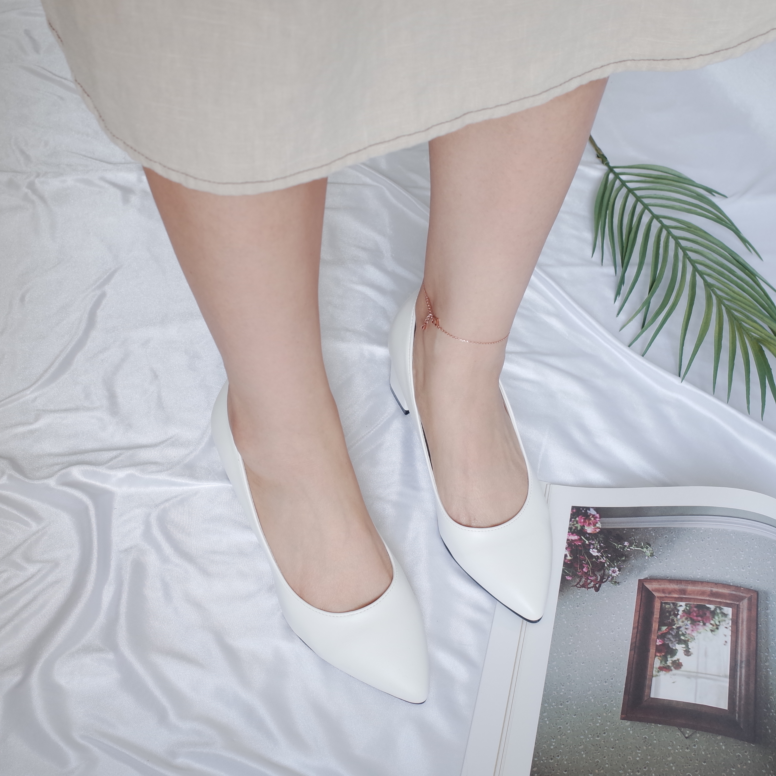 <b><p>Korean 6cm Sletto The Midd Hl pump Pointed</p></b><b><p>韓国語 6センチメートル スティレット 厚底 ミドルヒール パンプス 最高の鼻 Liuling_2</p></b><br /><br /><p align='center'>