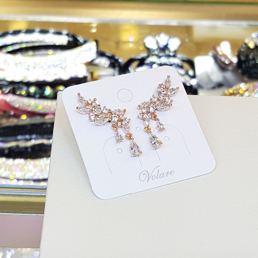 <b><p>Bollare Ehook Point Q Ergs SPE410 Stylish</p></b><b><p>ボラレ グィトインポイントQイヤリング SPE410 洗練されたスタイル 特別な</p></b><br /><br /><p align='center'>