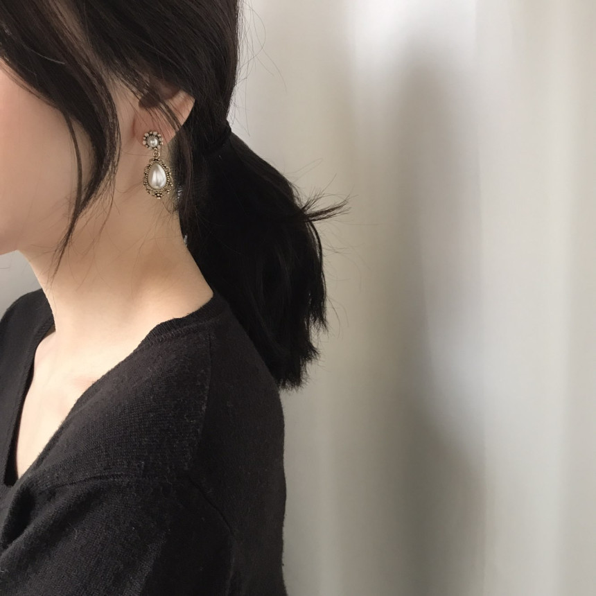 <b><p>Possible eaves Tab Cubic Prl Antique Drop</p></b><b><p>グィチ可能 タブ キュービック真珠 アンティーク ドロップ イヤリング 5色 フェミニンな感性ムード</p></b><br /><br /><p align='center'>