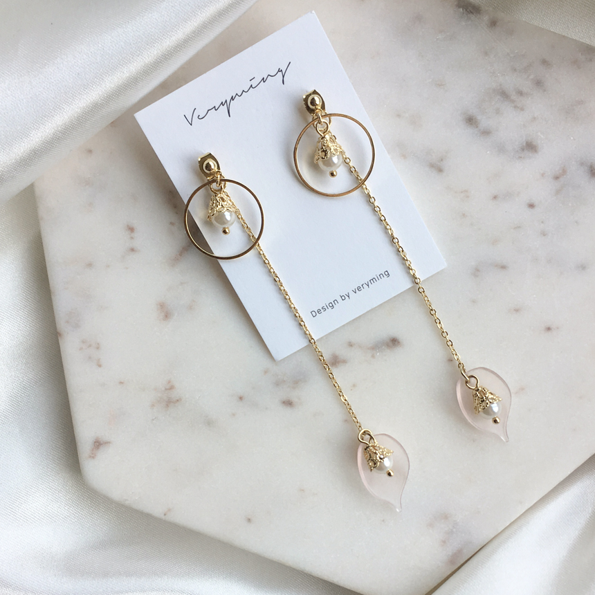 <b><p>1+1 Pearl Drop ring collection set Anque</p></b><b><p>1 + 真珠 ドロップ イヤリング コレクション セット アンティーク オンバル</p></b><br /><br /><p align='center'>