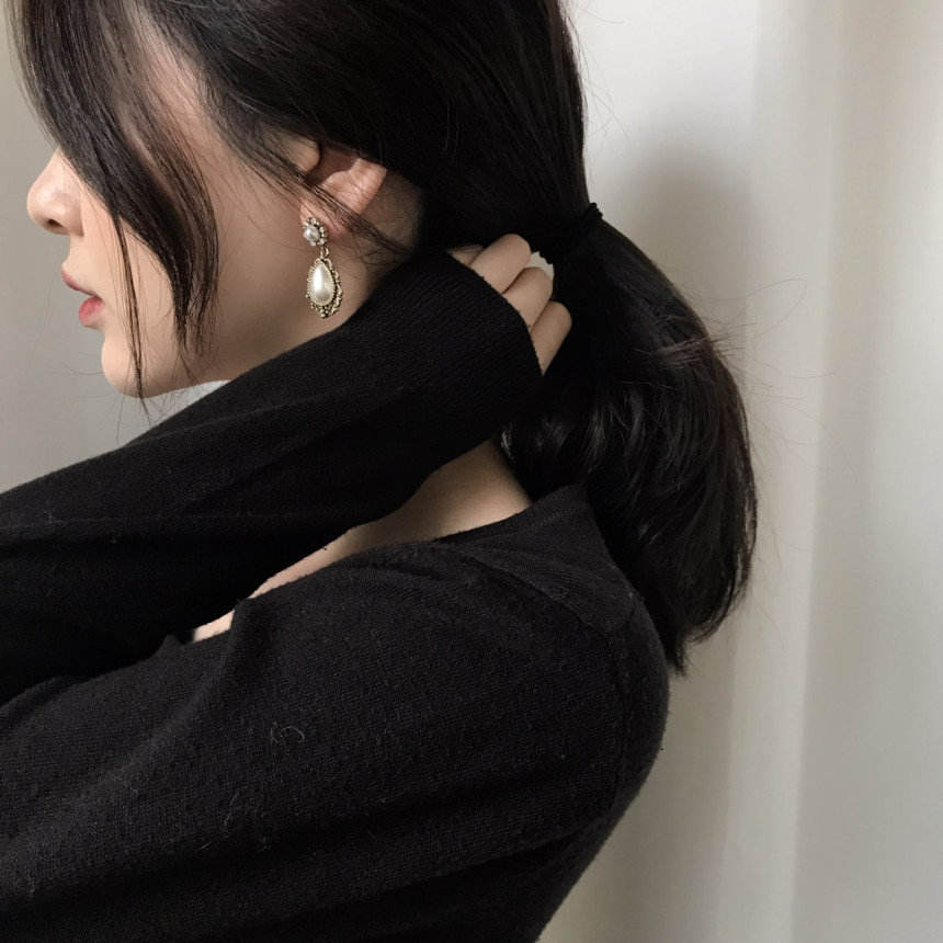 <b><p>Possible eaves Tab Cubic Prl Antique Drop</p></b><b><p>グィチ可能 タブ キュービック真珠 アンティーク ドロップ イヤリング 5色 フェミニンな感性ムード</p></b><br /><br /><p align='center'>