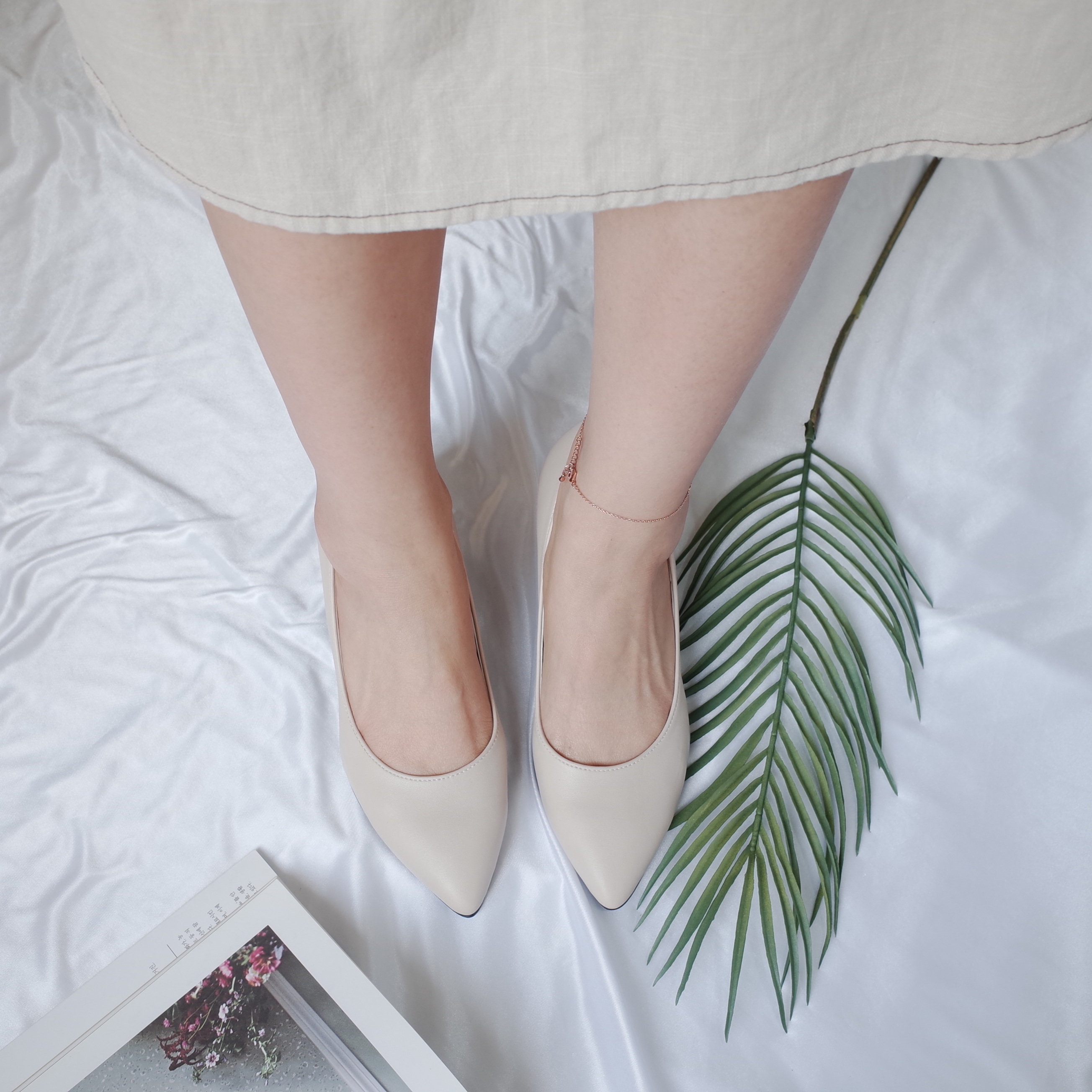 <b><p>Korean 6cm Sletto The Midd Hl pump Pointed</p></b><b><p>韓国語 6センチメートル スティレット 厚底 ミドルヒール パンプス 最高の鼻 Liuling_2</p></b><br /><br /><p align='center'>