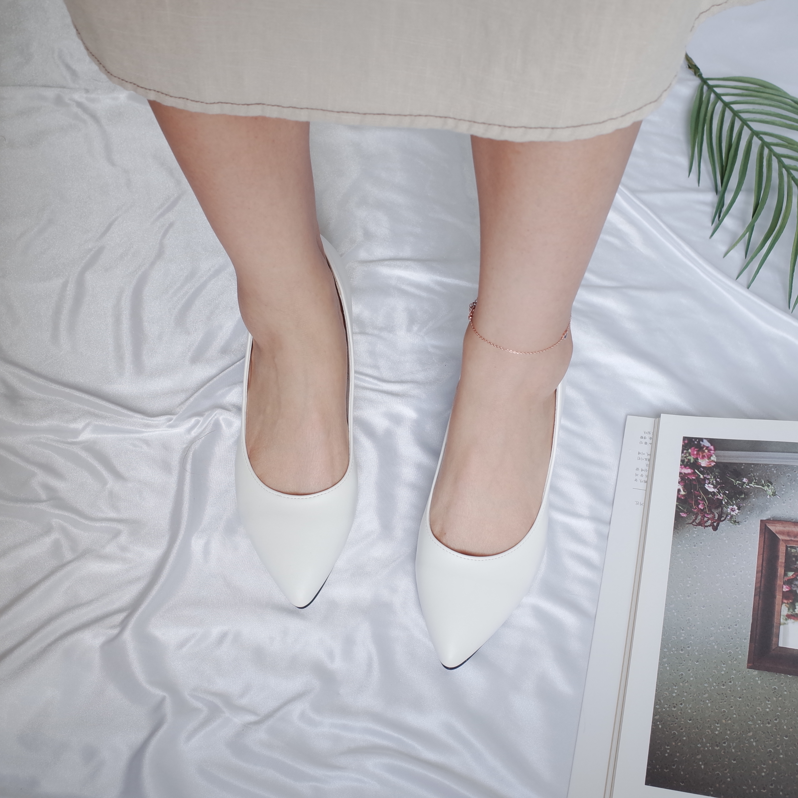 <b><p>Korean 6cm Sletto The Midd Hl pump Pointed</p></b><b><p>韓国語 6センチメートル スティレット 厚底 ミドルヒール パンプス 最高の鼻 Liuling_2</p></b><br /><br /><p align='center'>