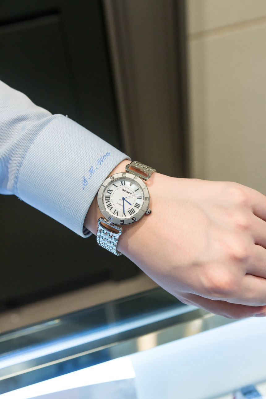 <b><p>Geiger Sapphire Diamond Jewel Men's Watches</p></b><b><p>ガイガー サファイア ダイヤ ジュエル メンズ時計 GE1154WSM 目立つ 説得力の</p></b><br /><br /><p align='center'>