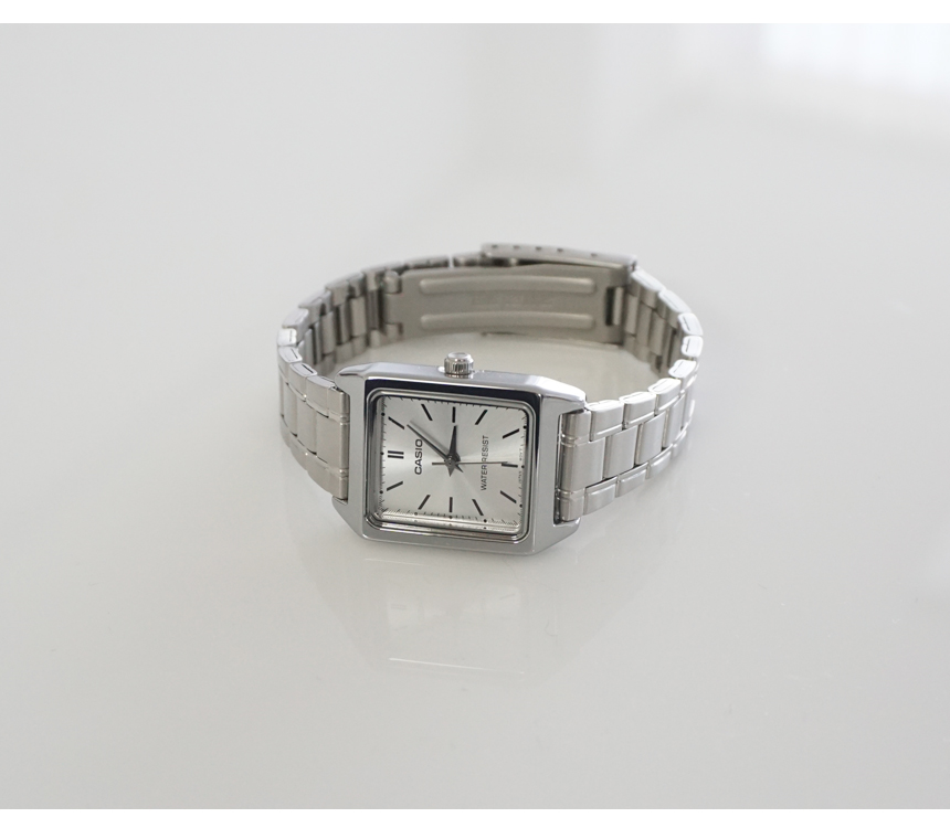 <b><p>Casio square metal clock For won Woman fhn</p></b><b><p>カシオ スクエア メタル 時計 女性 ファッション 手首 ジクディンルック クラシコーネート</p></b><br /><br /><p align='center'>