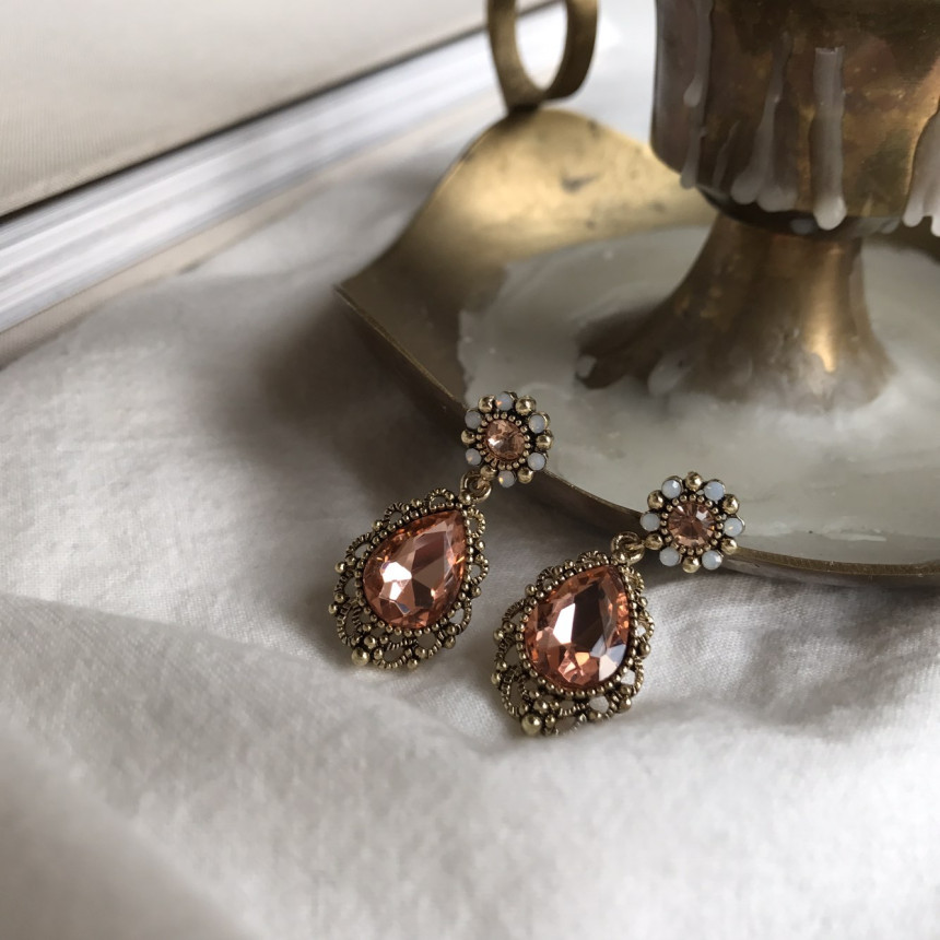 <b><p>Possible eaves Tab Cubic Prl Antique Drop</p></b><b><p>グィチ可能 タブ キュービック真珠 アンティーク ドロップ イヤリング 5色 フェミニンな感性ムード</p></b><br /><br /><p align='center'>