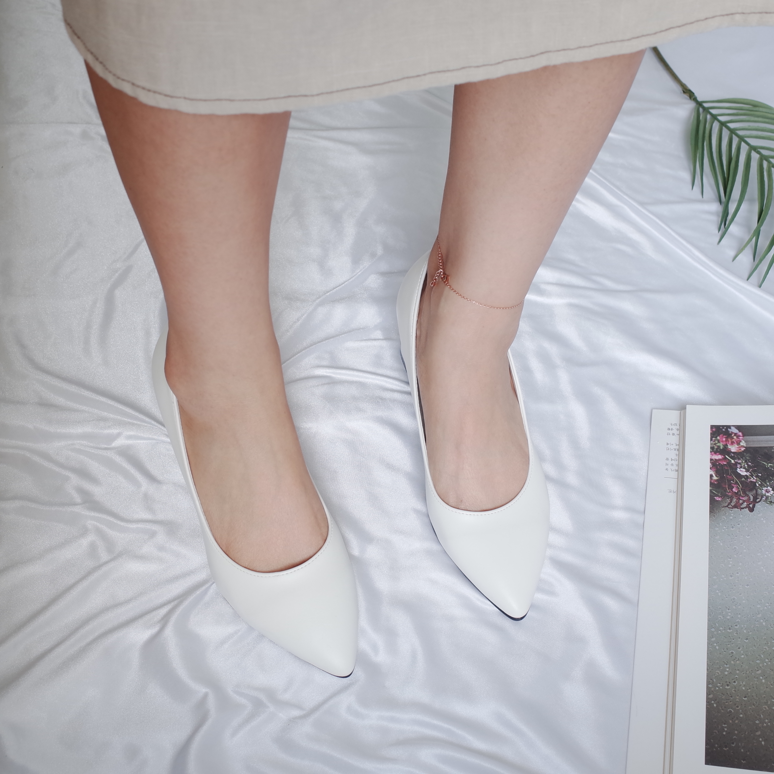 <b><p>Korean 6cm Sletto The Midd Hl pump Pointed</p></b><b><p>韓国語 6センチメートル スティレット 厚底 ミドルヒール パンプス 最高の鼻 Liuling_2</p></b><br /><br /><p align='center'>