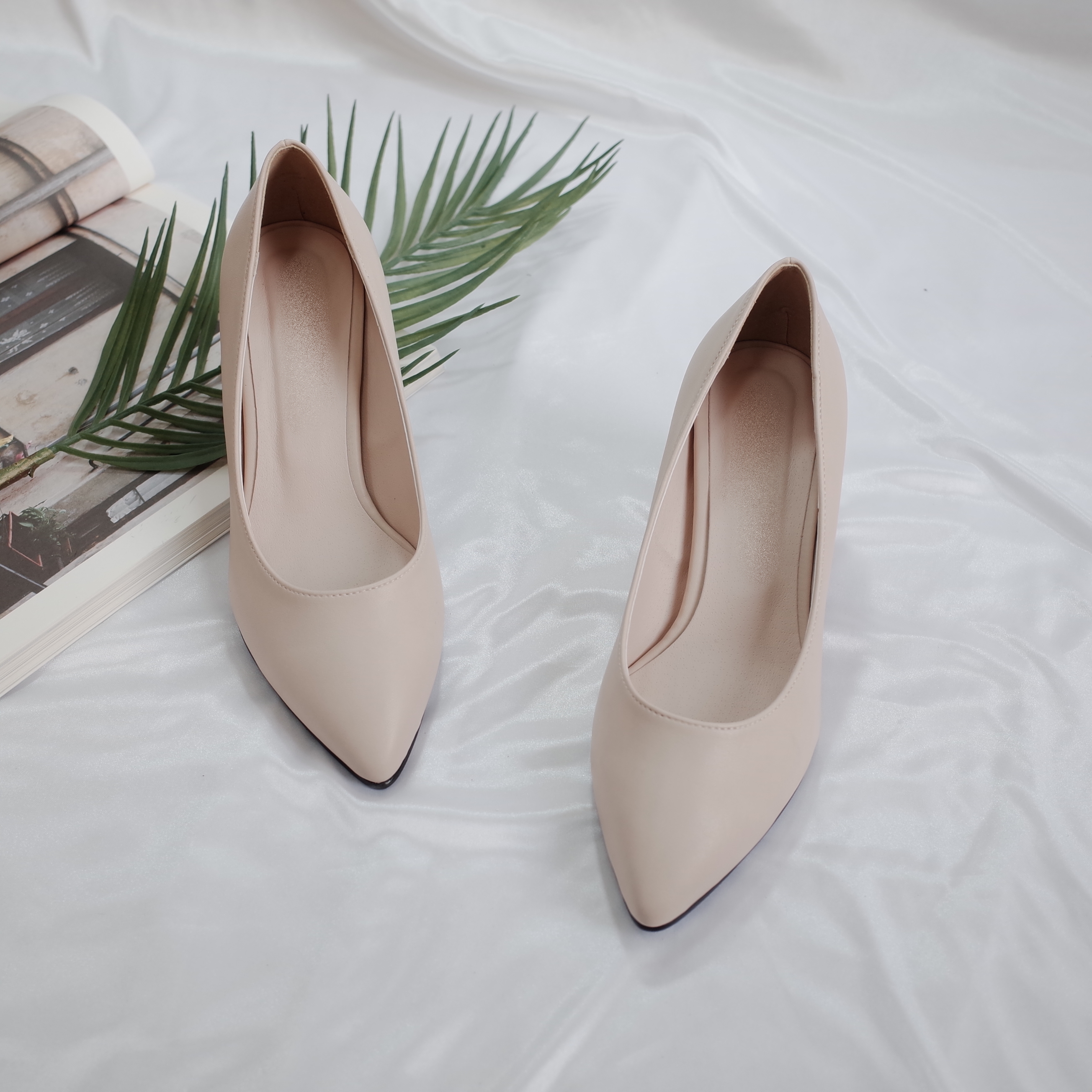 <b><p>Korean 6cm Sletto The Midd Hl pump Pointed</p></b><b><p>韓国語 6センチメートル スティレット 厚底 ミドルヒール パンプス 最高の鼻 Liuling_2</p></b><br /><br /><p align='center'>