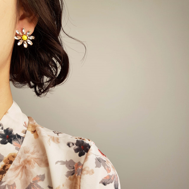 <b><p>JOY COLLECTION Mourning spr Flower Bl earr</p></b><b><p>喜び コレクション 無排 春 花 ブリンブリン イヤグ ドロップ フラワー デイリー</p></b><br /><br /><p align='center'>