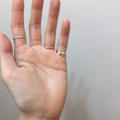 <b><p>Silver 925 6 lines Rg of Ari Woman pat pot</p></b><b><p>シルバー925 6行 エキリング ヨジャウン 油絵 ポイント 女性</p></b><br /><br /><p align='center'>