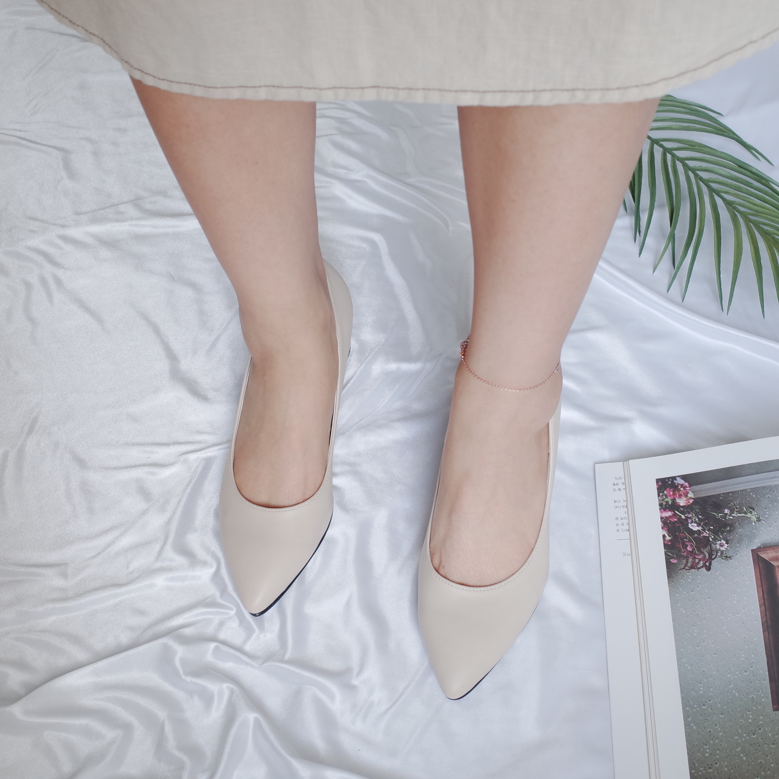 <b><p>Korean 6cm Sletto The Midd Hl pump Pointed</p></b><b><p>韓国語 6センチメートル スティレット 厚底 ミドルヒール パンプス 最高の鼻 Liuling_2</p></b><br /><br /><p align='center'>