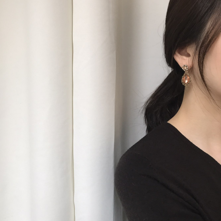 <b><p>Possible eaves Tab Cubic Prl Antique Drop</p></b><b><p>グィチ可能 タブ キュービック真珠 アンティーク ドロップ イヤリング 5色 フェミニンな感性ムード</p></b><br /><br /><p align='center'>