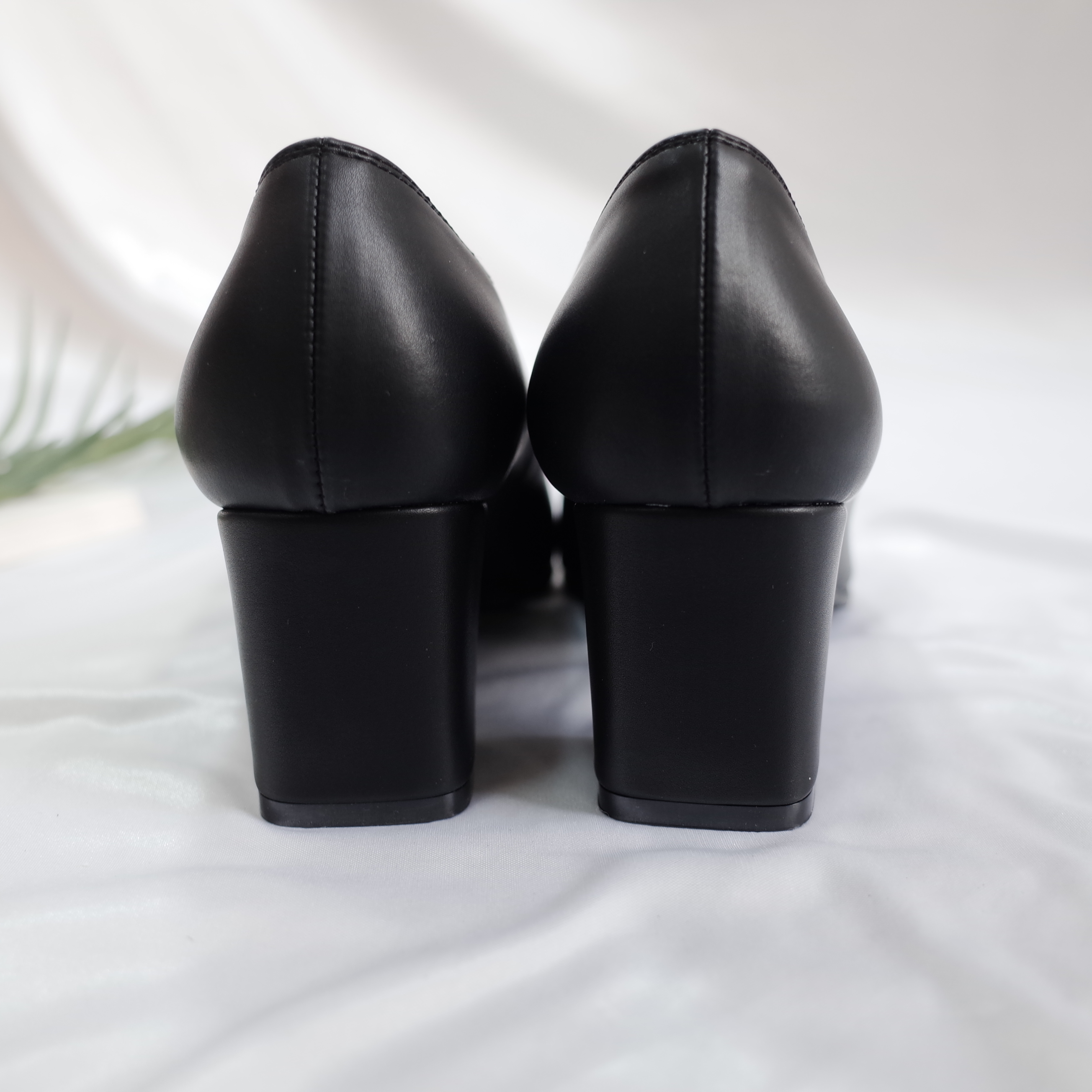 <b><p>Korean 6cm Sletto The Midd Hl pump Pointed</p></b><b><p>韓国語 6センチメートル スティレット 厚底 ミドルヒール パンプス 最高の鼻 Liuling_2</p></b><br /><br /><p align='center'>