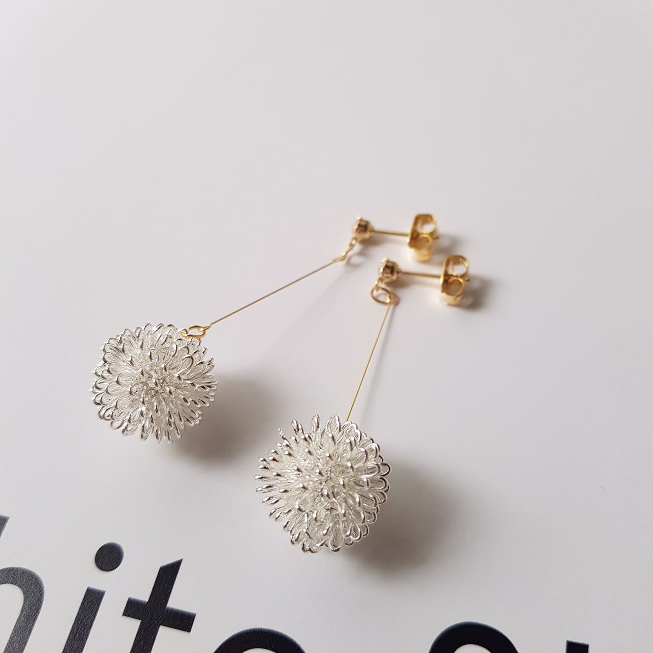 <b><p>JOY COLLECTION Mourning spr Flower Bl earr</p></b><b><p>喜び コレクション 無排 春 花 ブリンブリン イヤグ ドロップ フラワー デイリー</p></b><br /><br /><p align='center'>