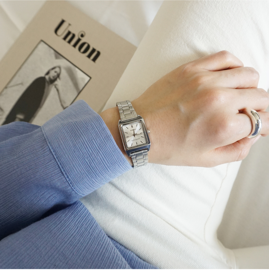 <b><p>Casio square metal clock For won Woman fhn</p></b><b><p>カシオ スクエア メタル 時計 女性 ファッション 手首 ジクディンルック クラシコーネート</p></b><br /><br /><p align='center'>