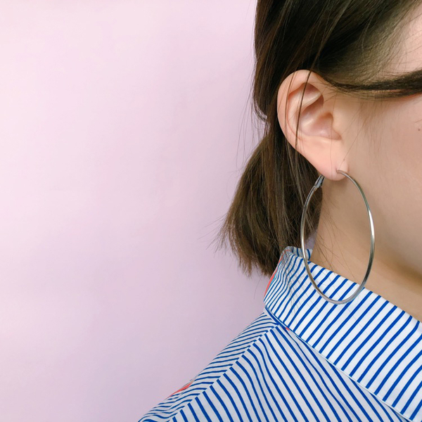 <b><p>Surge Steel Ring earrs lklok Cody Tay's</p></b><b><p>書かれているカールスチール リングピアス スクルックコーディネート 今日のファッション</p></b><br /><br /><p align='center'>