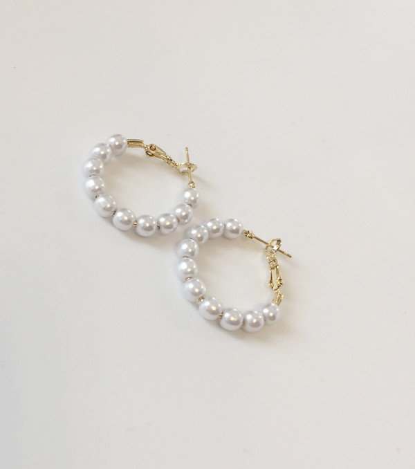 <b><p>Pearl Ring Ers 1523 Simple Unique Outwd look</p></b><b><p>パールリングピアス 1523 シンプルユニーク 外出ルックコーディネート ラブリー</p></b><br /><br /><p align='center'>