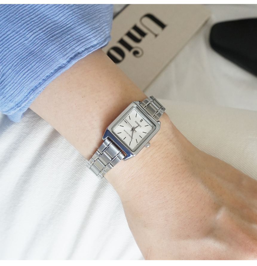 <b><p>Casio square metal clock For won Woman fhn</p></b><b><p>カシオ スクエア メタル 時計 女性 ファッション 手首 ジクディンルック クラシコーネート</p></b><br /><br /><p align='center'>