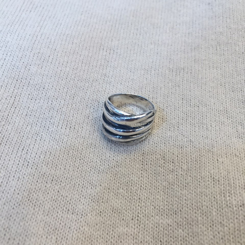 <b><p>Silver 925 6 lines Rg of Ari Woman pat pot</p></b><b><p>シルバー925 6行 エキリング ヨジャウン 油絵 ポイント 女性</p></b><br /><br /><p align='center'>