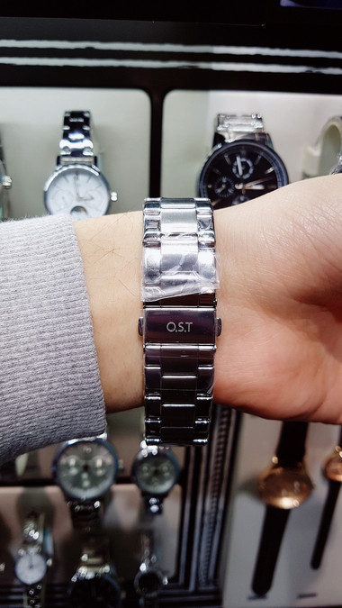 <b><p>OST male Black di Med watch OTM116216FBS</p></b><b><p>OST 男性 ブラックダイヤル メダル時計 OTM116216FBS 10代 魅力のあるスタイル</p></b><br /><br /><p align='center'>