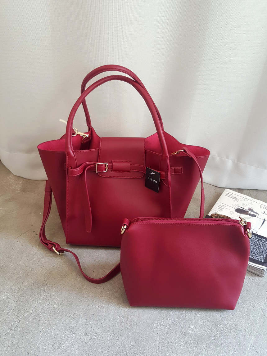 <b><p>Clooney twenties female younger Missy Lk</p></b><b><p>無排クルーニー20代の女性若いズームマミクロルックビッグバッグバケットバッグ外出ルックコーディネート</p></b><br /><br /><p align='center'>