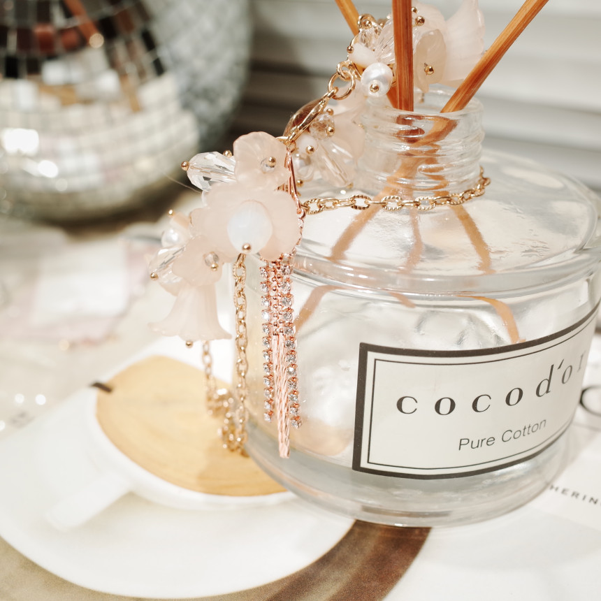 <b><p>me too Chalang Tuchein hk earri</p></b><b><p>美闘士 さらさら ツチェある フック イヤリング</p></b><br /><br /><p align='center'>