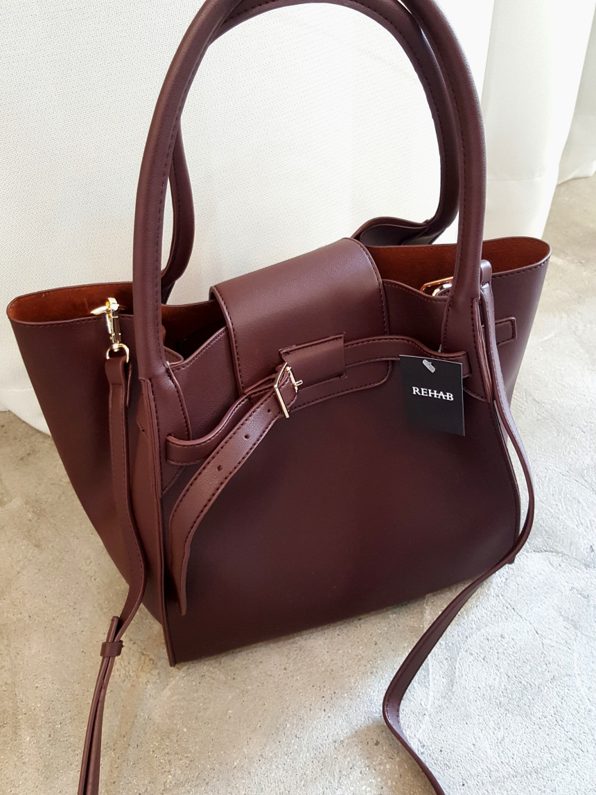 <b><p>Clooney twenties female younger Missy Lk</p></b><b><p>無排クルーニー20代の女性若いズームマミクロルックビッグバッグバケットバッグ外出ルックコーディネート</p></b><br /><br /><p align='center'>