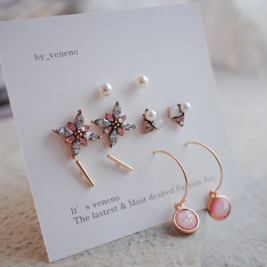 <b><p>Cherry Blossom Ending 10See fw ea Simple</p></b><b><p>桜エンディング 10See フラワー イヤリ シンプルユニーク スタイリッシュルック</p></b><br /><br /><p align='center'>