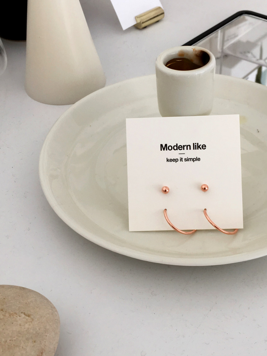 <b><p>simple Ring earrs Cody fema 20's 14K Gift</p></b><b><p>シンプル リングピアス コーディネート 女性 20代 14K ギフト セット グムチム</p></b><br /><br /><p align='center'>