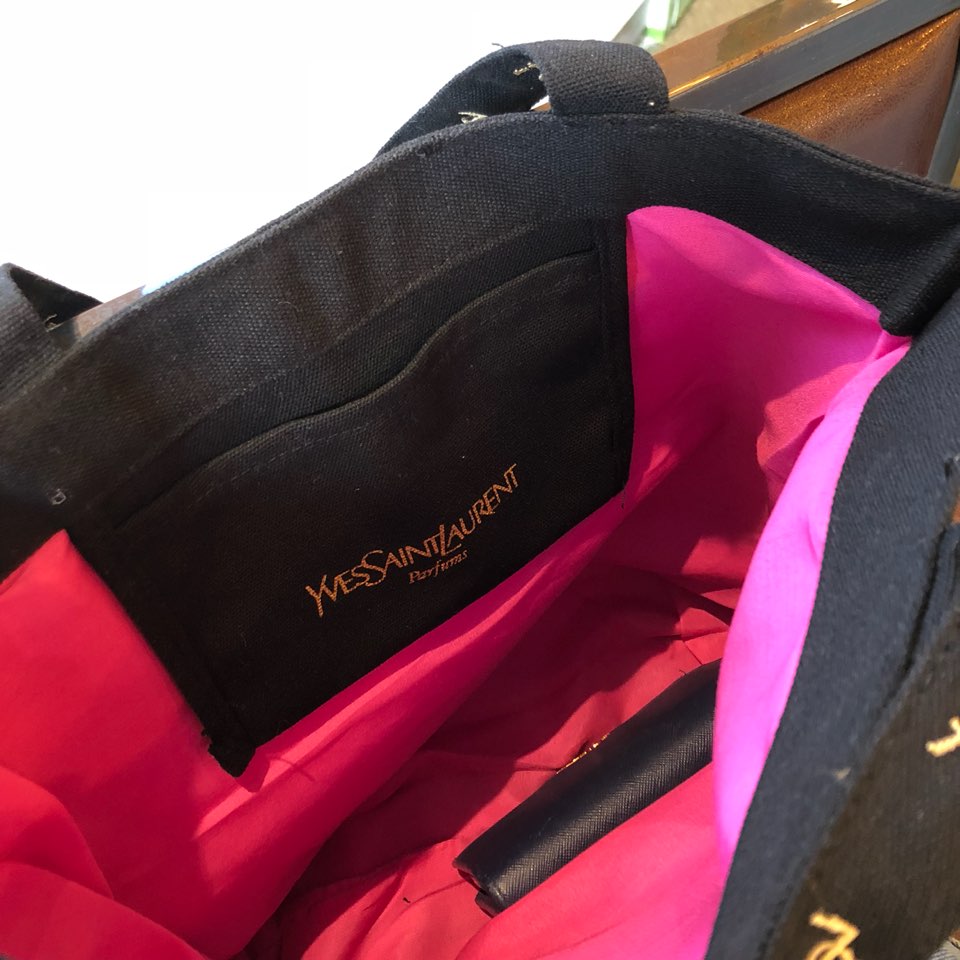 <b><p>Yomiuri Eco-bag simple unique items stand</p></b><b><p>イブサンローランエコバックシンプルユニーク引き立つアイテム四季20代バッグ 심플유니크</p></b><br /><br /><p align='center'>