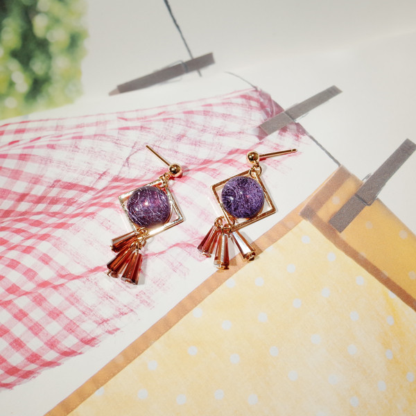 <b><p>spring radrop Flower Chala ear</p></b><b><p>春 雨滴 シルコト さらさら イヤリング</p></b><br /><br /><p align='center'>