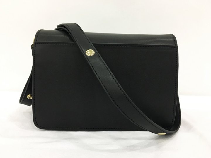 <b><p>Natural cowhide trunk bag 4lor Ribbed Ma</p></b><b><p>天然牛革トランクバック4colorリブメイドクロスバックショルダーバッグマルニstバックデイリーバッ</p></b><br /><br /><p align='center'>