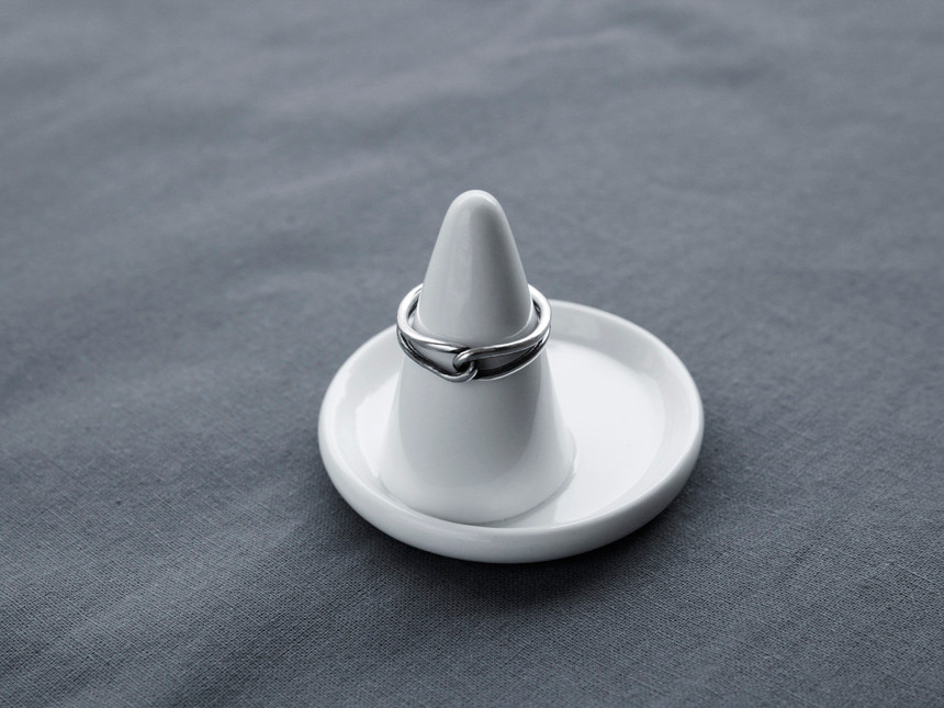 <b><p>knot ring Me unique you Layered word 925</p></b><b><p>結び目 リング マイン 特異な 子 重ね着 指 一言 925 純銀製 シンプル フェミニンスタイル</p></b><br /><br /><p align='center'>