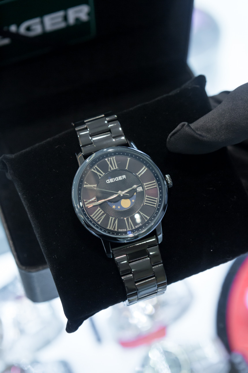 <b><p>Geiger Moon Phase Men's Watches GE1158BUBB</p></b><b><p>ガイガー ムーンフェイズ メンズ時計 GE1158BUBB 目立つ 説得力の 洗練された</p></b><br /><br /><p align='center'>