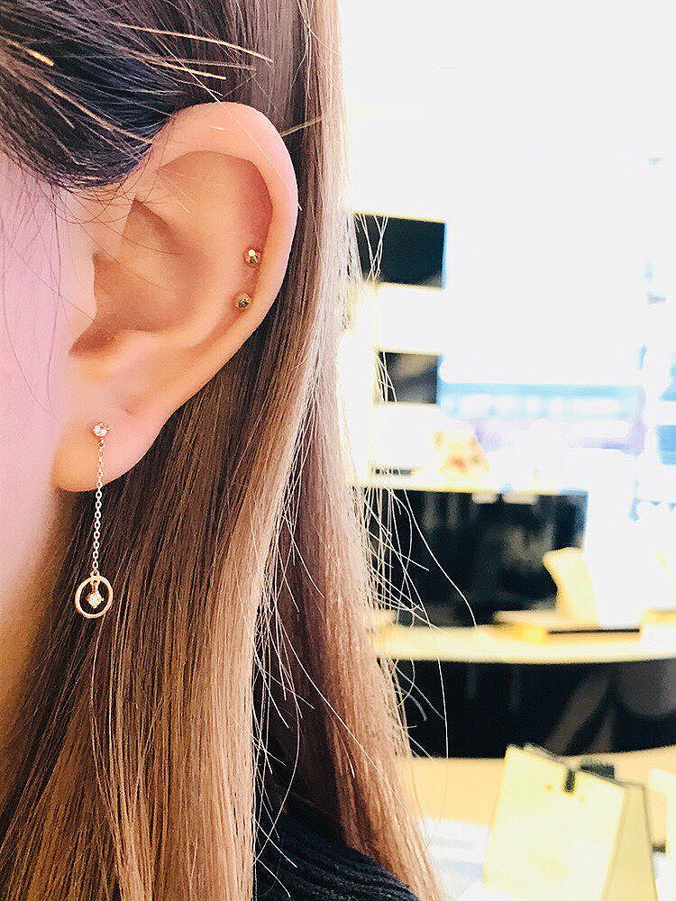 <b><p>Lloyd circle Drop 10k earring LPTH2011T Women</p></b><b><p>ロイド 円形 ドロップ 10k イヤリング LPTH2011T 30代の女性 中高生</p></b><br /><br /><p align='center'>