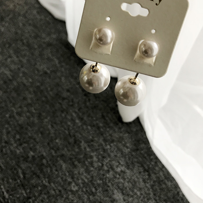 <b><p>Wang Pearl Tutu Eris Female coordination</p></b><b><p>王真珠ツツイヤリング 女性コーディネート 魅力のあるスタイル テールがきれい 女神ピアス</p></b><br /><br /><p align='center'>