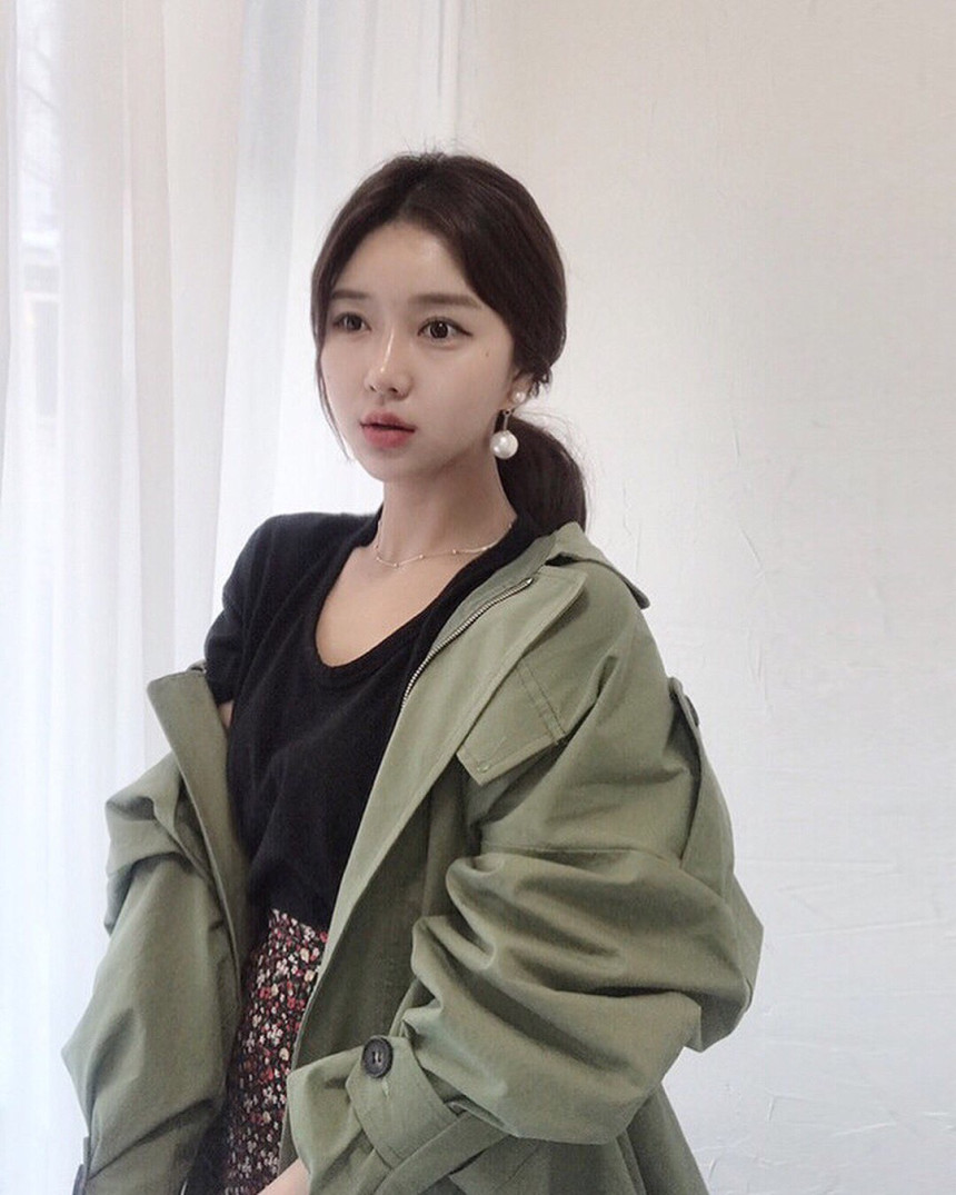 <b><p>Wang Pearl Tutu Eris Female coordination</p></b><b><p>王真珠ツツイヤリング 女性コーディネート 魅力のあるスタイル テールがきれい 女神ピアス</p></b><br /><br /><p align='center'>